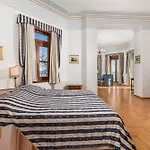 Miramar Hotel 4*
