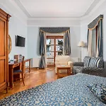 Miramar Hotell 4*