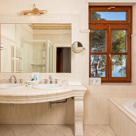 酒店 Miramar 奥帕提亚