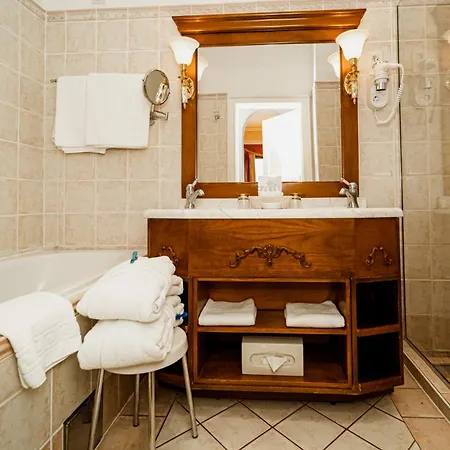 Miramar أوباتيا