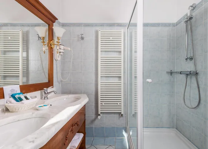 Miramar Szálloda 4*