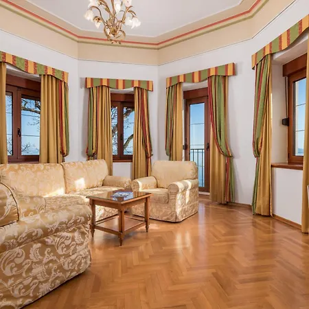 Otel Miramar 4*